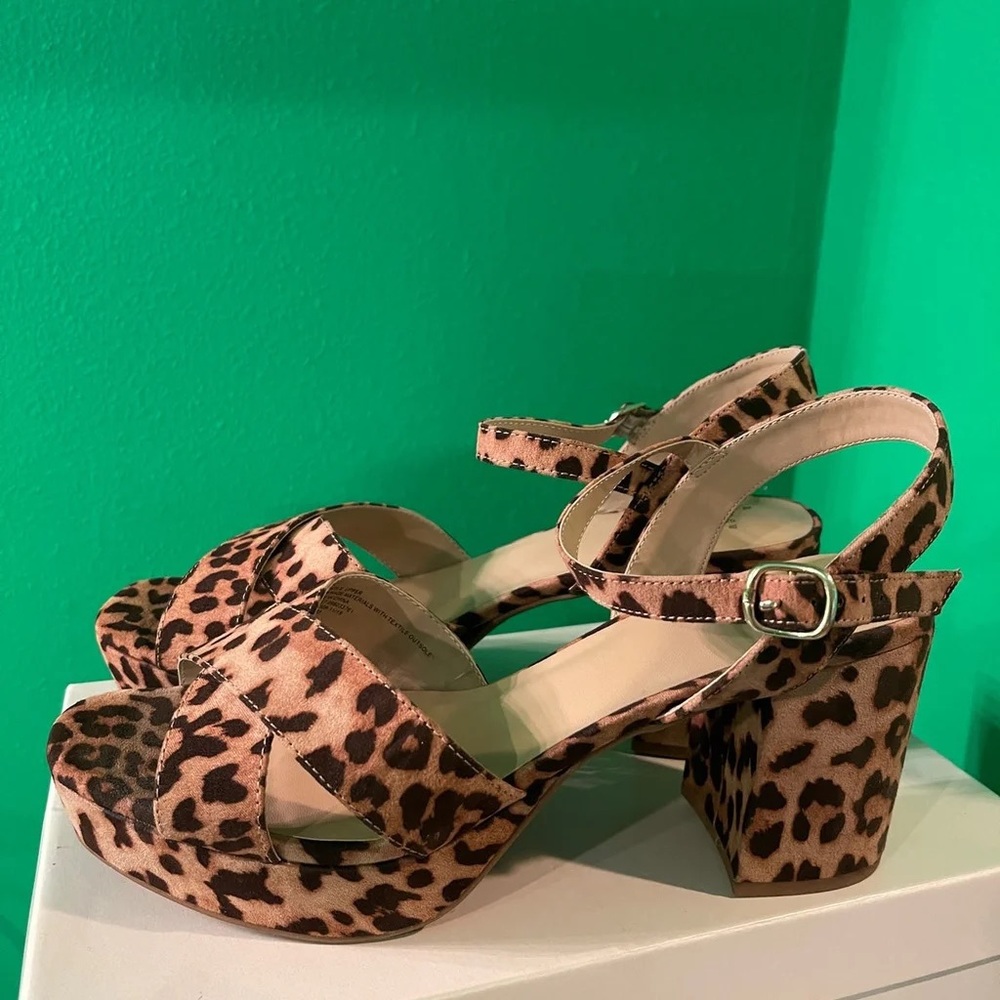 Women’s 2.5 inch heel